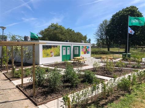 Kung Fu-Taiji voor volwassenen, Het Wielewaalhuis, Rotterdam, 3 May ...