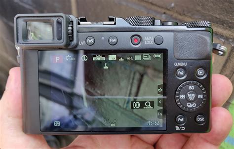 Panasonic Lumix LX100 II Review | ePHOTOzine