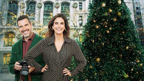 How to Fall in Love by Christmas Movie (2023) | Release Date, Cast ...