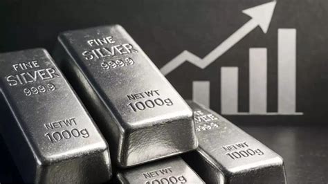 Silver spot price tops Rs 3 lakh/kg mark