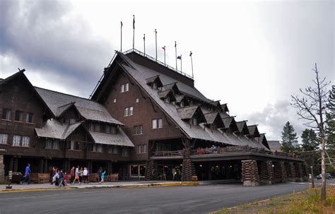 Old Faithful Inn Exterior