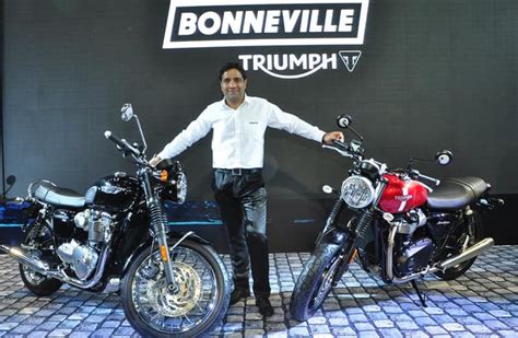 Triumph displays next-gen Bonneville Street Twin, T120, Thruxton R ...