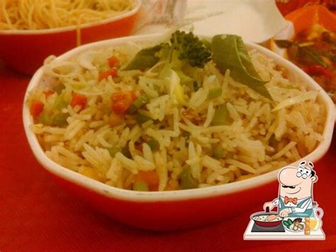Wok noodles, Sahibzada Ajit Singh Nagar, PMPH+R8V - Restaurant reviews