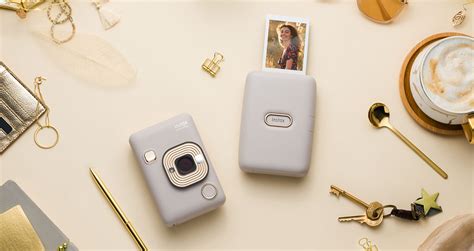 Which Fuji Instax Mini camera to Gift to your Best Friend? | Fujifilm ...