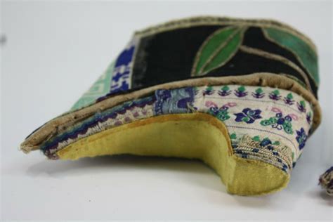 ANTIQUE Chinese BOUND FEET Foot Binding Lotus Shoes COLORFUL ...
