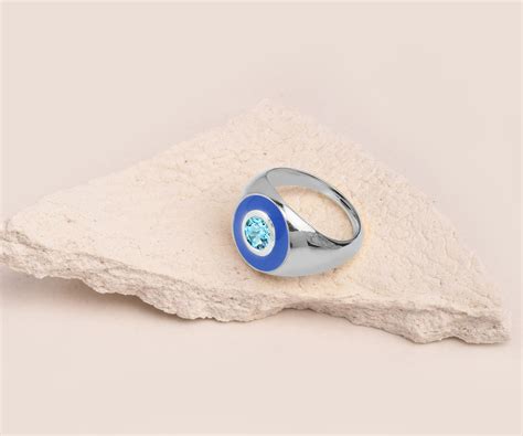 EYES ON ME SIGNET RING | 925 Sterling Silver Ring With Gemstone ...