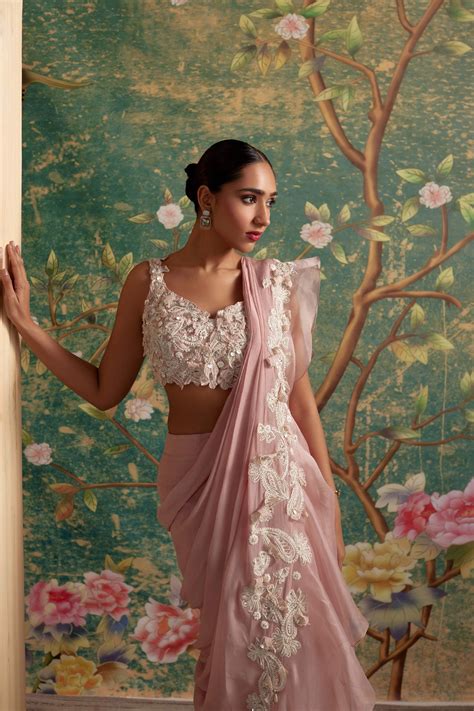 Ridhi Mehra - Dainty Dusky Pink Drape Saree Set - Elahe