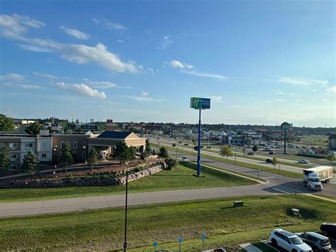 TRU BY HILTON WISCONSIN DELLS - Hotel Reviews, Photos, Rate Comparison ...