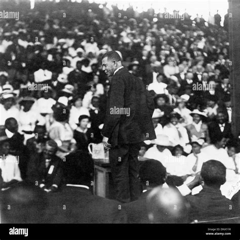Booker t washington speech Black and White Stock Photos & Images - Alamy