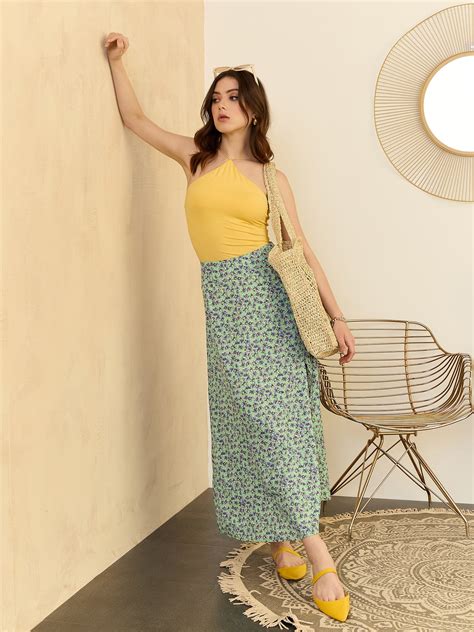 Women Green Floral Printed High-Rise Waist Thigh-High Slit Straight Hem ...