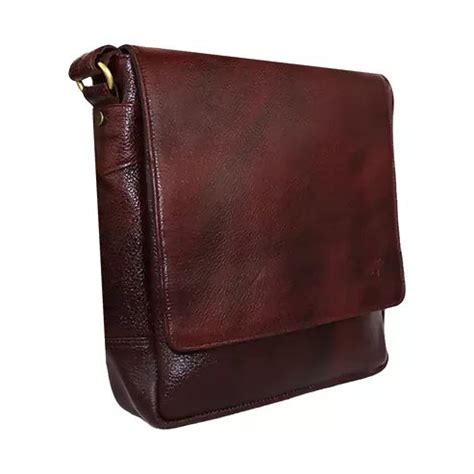 Classic Brown Messenger Bag – Stylish & Functional leather Sling Bag