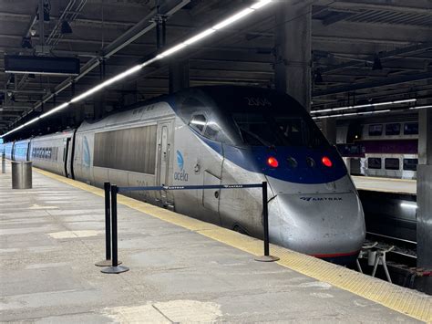 Acela vs Northeast Regional: Which Amtrak Train Should You Choose ...