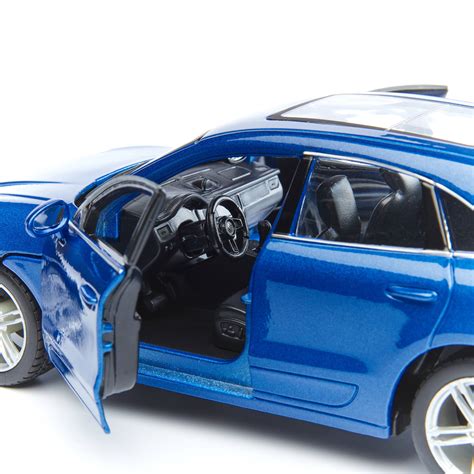 Bburago Сборная коллекционная машина 1:24 "Porsche Macan - Metallic ...