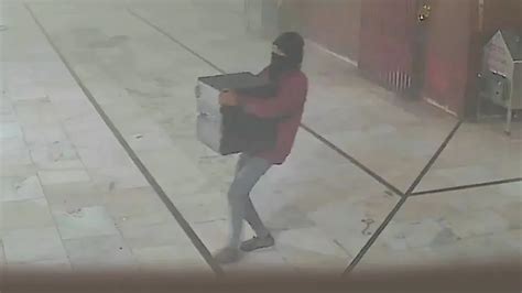 Bihar: Gold Crown Stolen From Thawe Temple Despite Police Post; SIT To ...