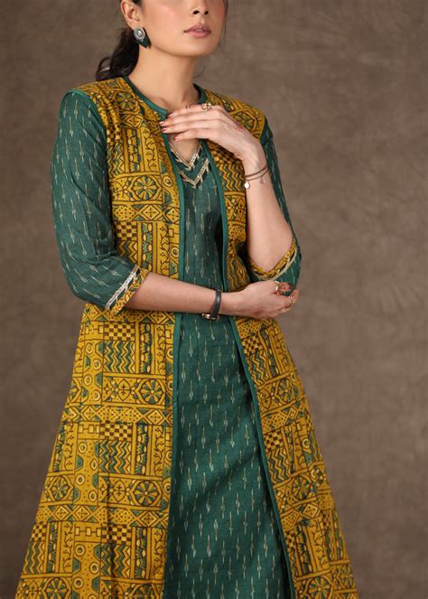 Green Ikat Kurta with Gota Patti Work, Matching Palazzo With Stone Wor ...