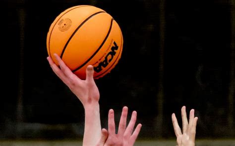 High school boys basketball: Tuesday’s 5A first round recap – Deseret News