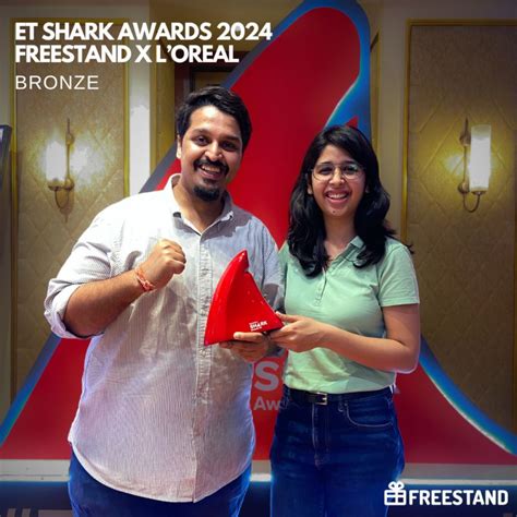 FreeStand | Best Product Sampling Solution