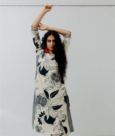 Buy Cream Pomegranate Print Kurta and Pants Set Online - Ciceroni