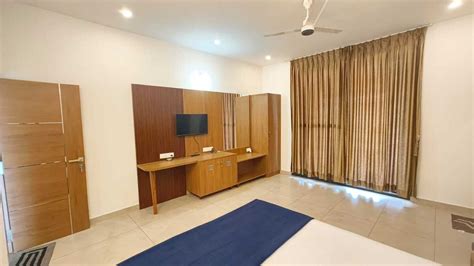 2 to 5 Occupancy Deluxe Rooms - GM Farm Mountain View HomeStay