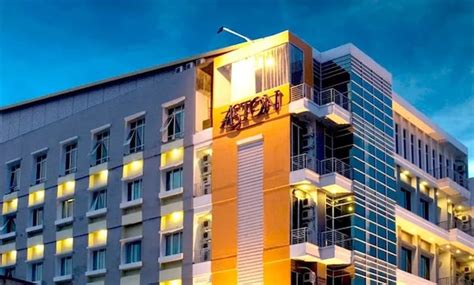 Sabrina Hotel Sisingamangaraja, Pekanbaru, Indonesia - www.trivago.in