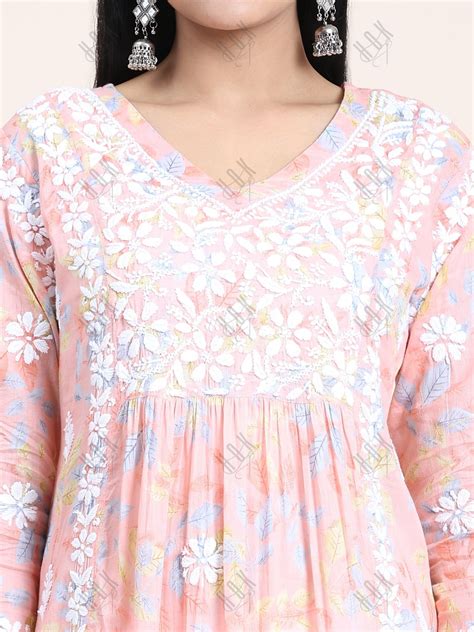 Samma Mul Printed Hand Embroidery Chikankari Kurta- Peach