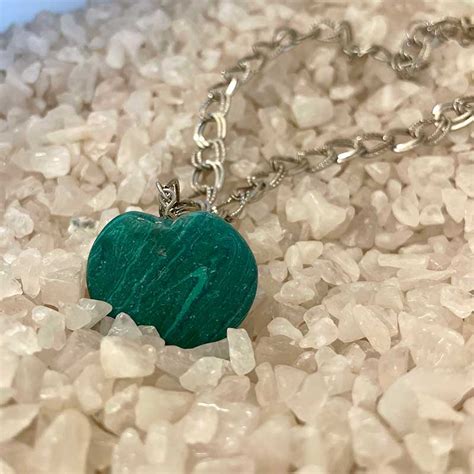 Green Hues Malachite Heart Shape Necklace – My Meera Store