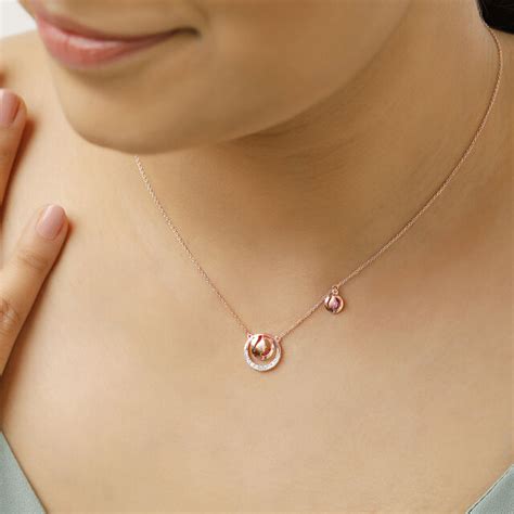 14 KT Rose Gold Shimmering Diamond Necklace