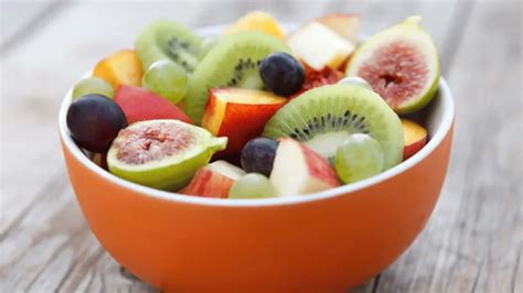 Health Risks of Eating Cut Fruits: ମହଙ୍ଗା ପଡିପାରେ କଟା ଫଳ… ସାବଧାନ!