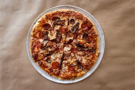 Catering | MacKenzie River Pizza