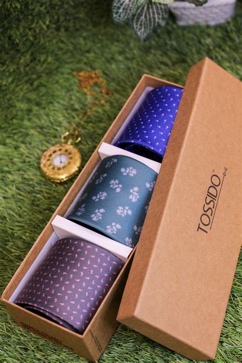 Pack of three ties