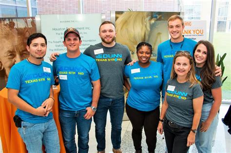 JE Dunn Construction Office Photos | Glassdoor