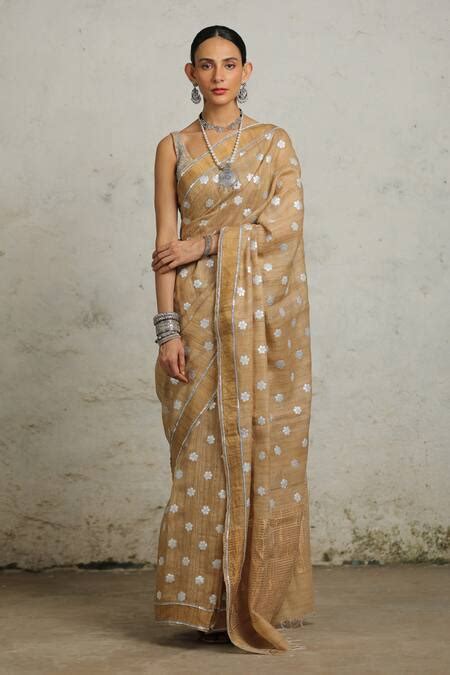Buy Luxurious Designer Sarees Online - Aza Fashions