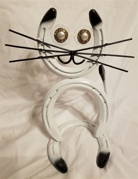 Pin by Sarah Hiser on Welding | Horseshoe crafts projects, Welding art ...