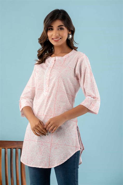 Audrey - Burgundy Yoke Design Thread Work Kurta – Kohsh