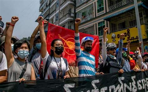 Myanmar: Security forces kill more than 100 in single day - Photos News