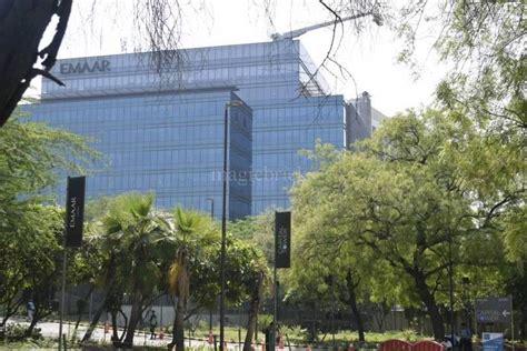 Emaar Capital Tower in Mehrauli Gurgaon Road, Gurgaon: Price, Brochure ...