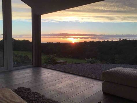 Manchester Cottage Vacation Rentals - England, United Kingdom | Airbnb