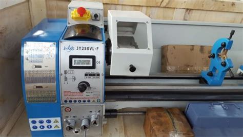 China Very Hot Manual Metal Bench Machine Metal Lathe Wm250V-F - China ...