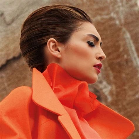 4 ways to contour your face, based on the makeup look you want | Vogue ...