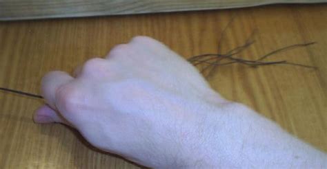 Flemish String Making 的图像结果