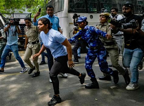 In visuals: Protesting wrestlers Sakshi Malik, Bajrang Punia, Vinesh ...