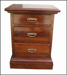 mobili in arte povera roma comodini classici arte povera massello la commode di mobili in arte povera roma comodini classici arte povera massello la commode di