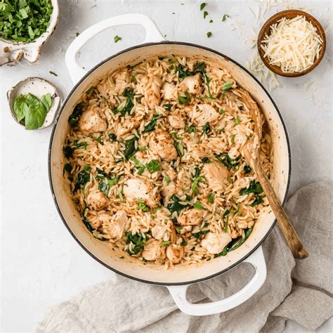 One Pot Chicken Orzo - 1 Creamy Skillet Dinner You'll Love - Fresh Easy ...