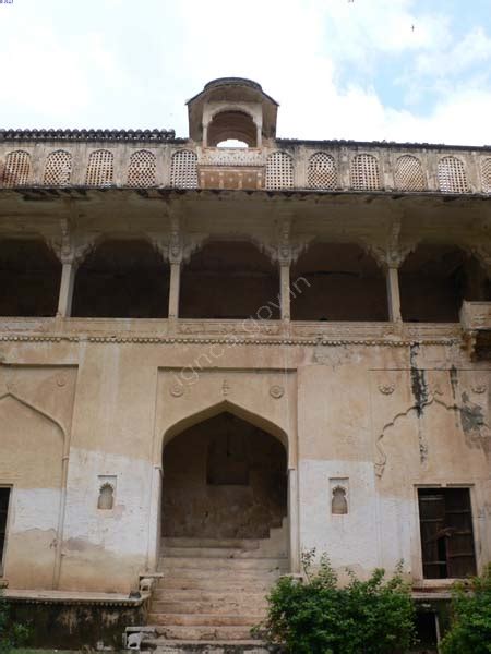 Chhatra Mahal