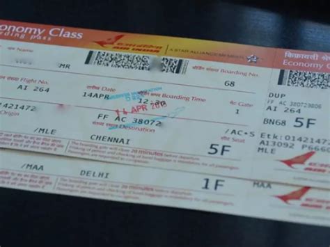 After Baggage Tags, CISF Is Abolishing Boarding Passes At Airport ...