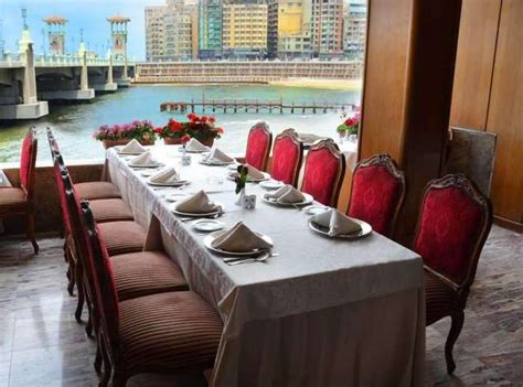 Alexandria Nightlife: 5 Best Places For A Unique Holiday