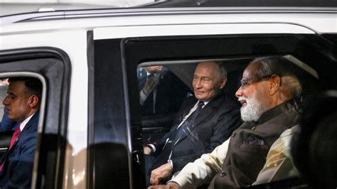 Putin Private Number Car: पुतिन की गाड़ी के पीछे क्यों थी यह प्राइवेट ...