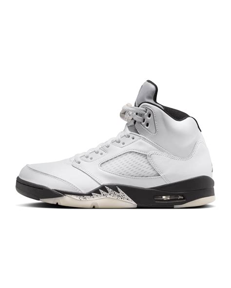 Air Jordan 5 'White and Black' (DD0587-110) release date. Nike SNKRS