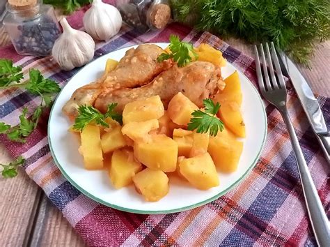 Курица в утятнице в духовке с картошкой рецепт фото пошагово и видео ...