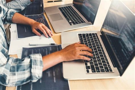 Computer Coder 的图像结果